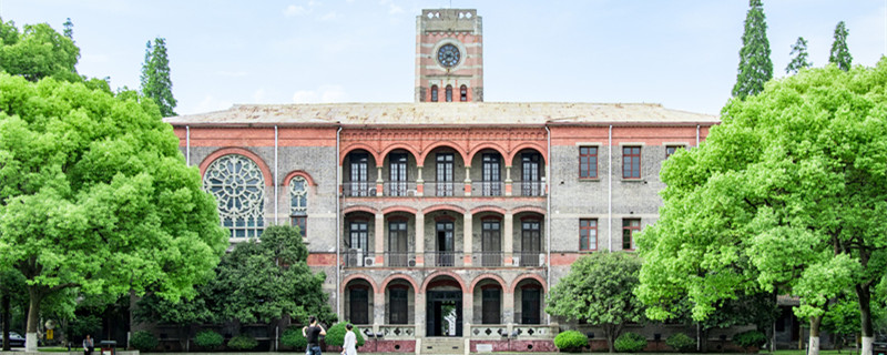 杨州大学是211吗