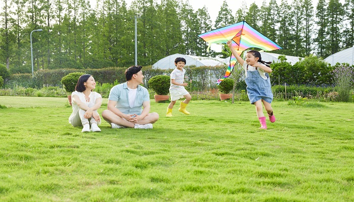 孩子坐电梯害怕怎么办