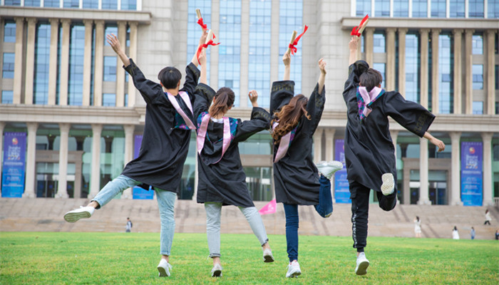 曲师大是一本还是二本大学